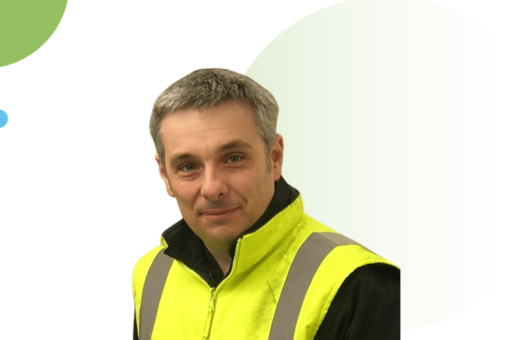 Dr Simon Dominy